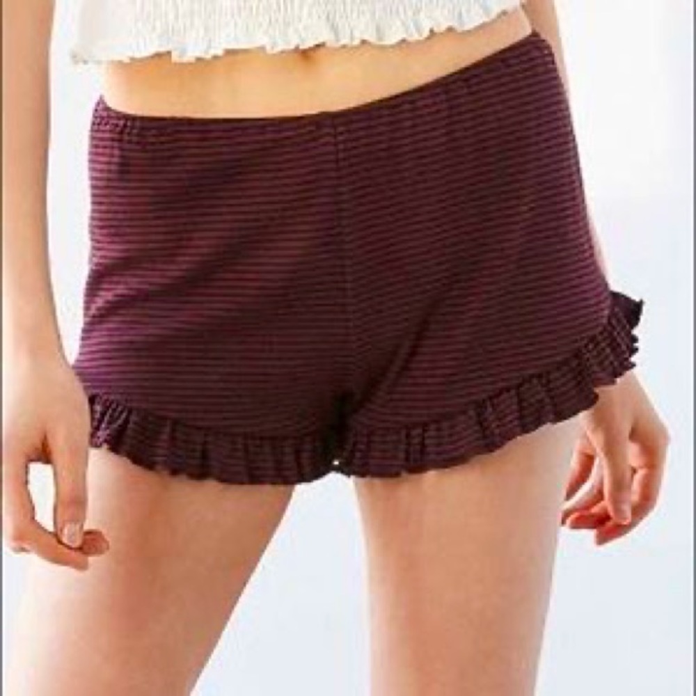 UO Striped Ruffle Shorts